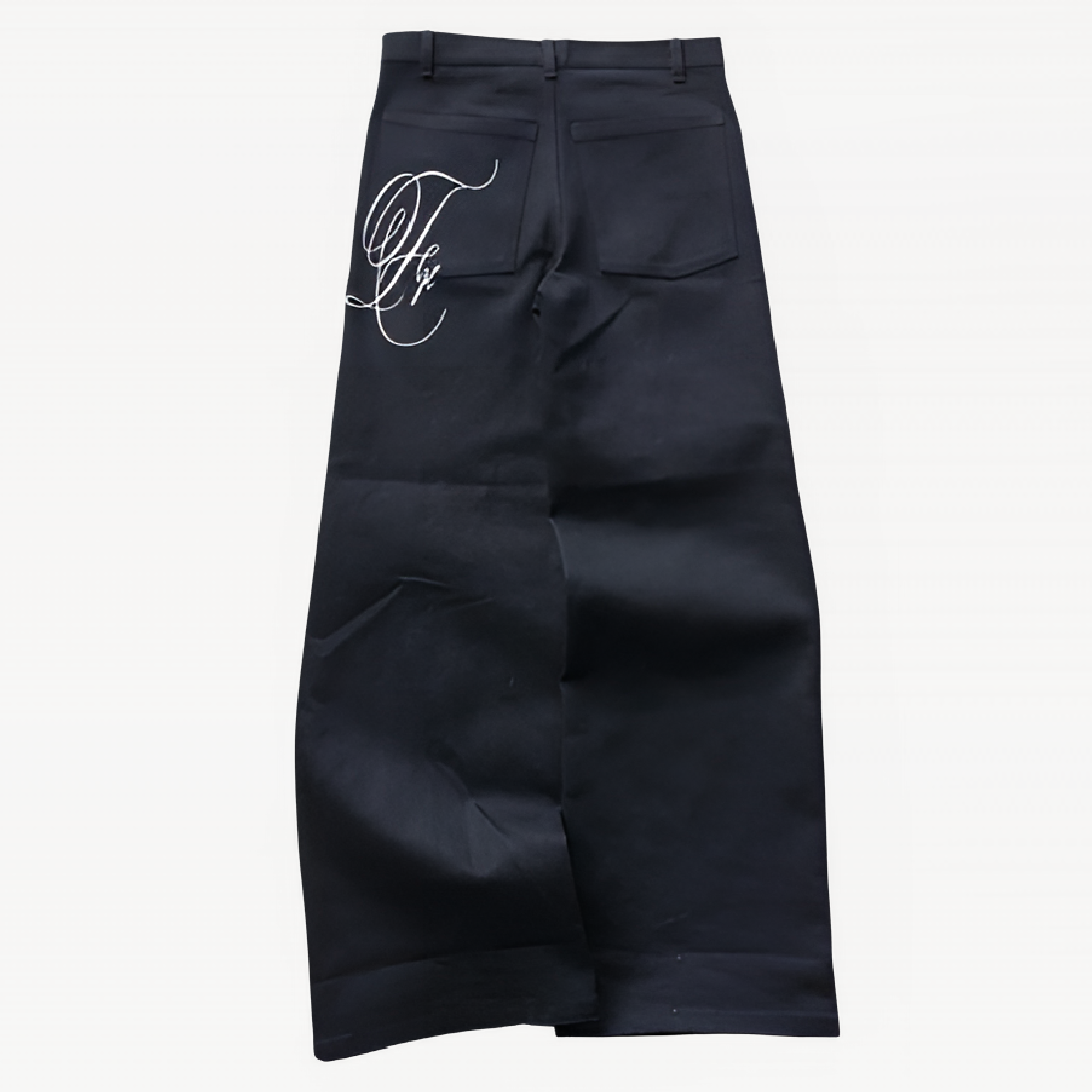 Signature Baggy Jeans